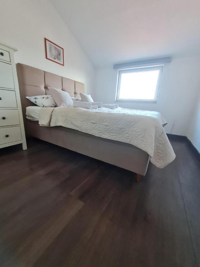 Apartman Franka Crikvenica Exterior foto